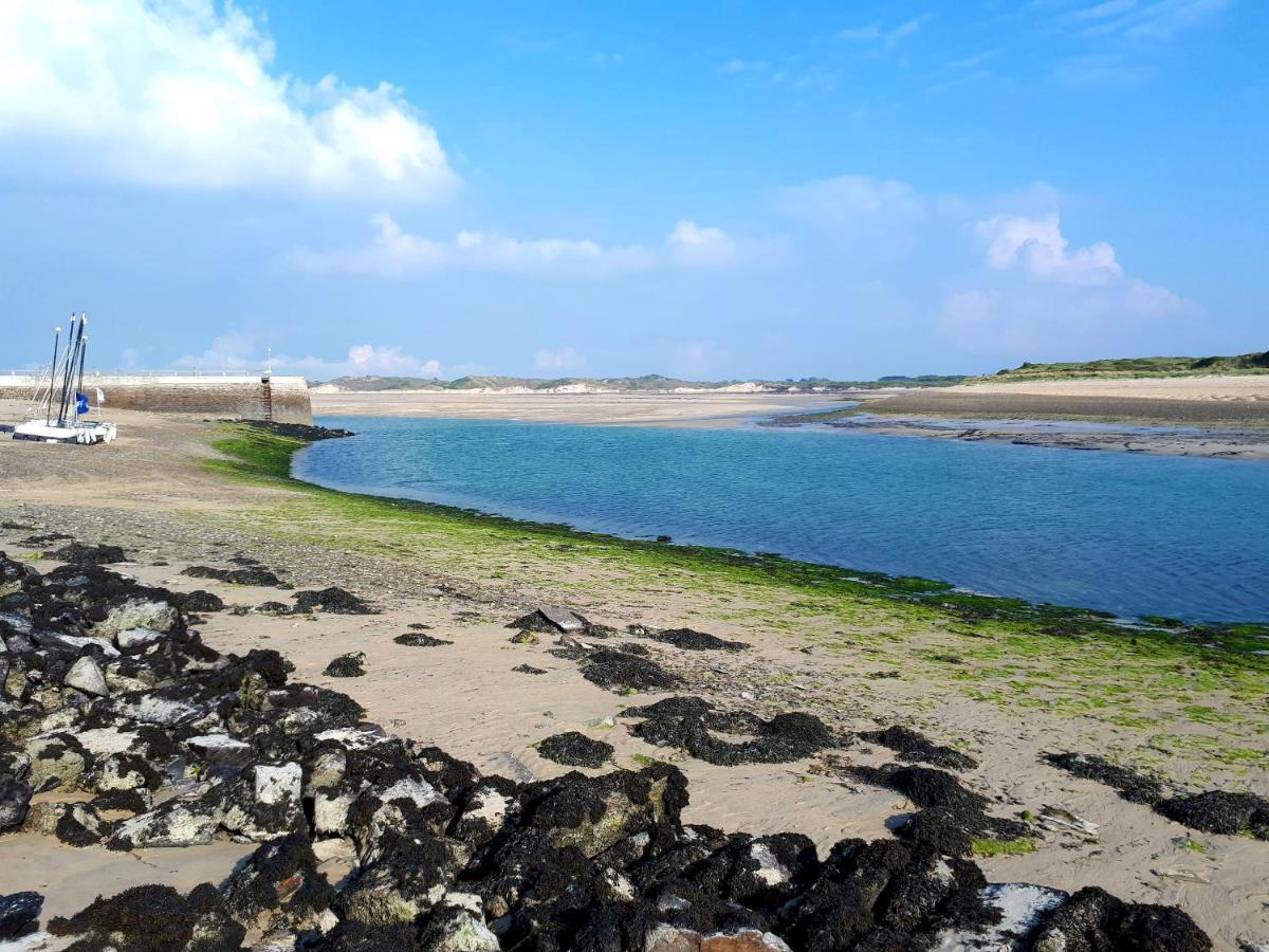 L' Anpeg, Gite Dans Le Cotentin Jusqu'A 8 Personnes Besneville Экстерьер фото